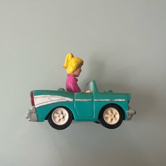 VINTAGE 1991 burger king toy “betty” Archie comics green car collectors item - Picture 4 of 5